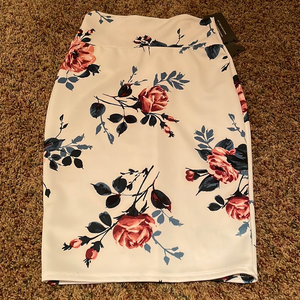 Silhouette NYC skirt